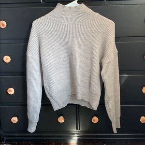 SHEIN crop turtle neck
